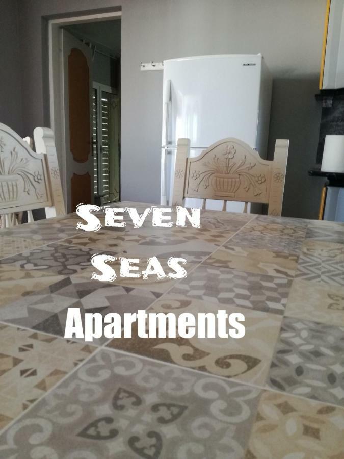 Seven Seas Apartments Artemida  Exterior foto