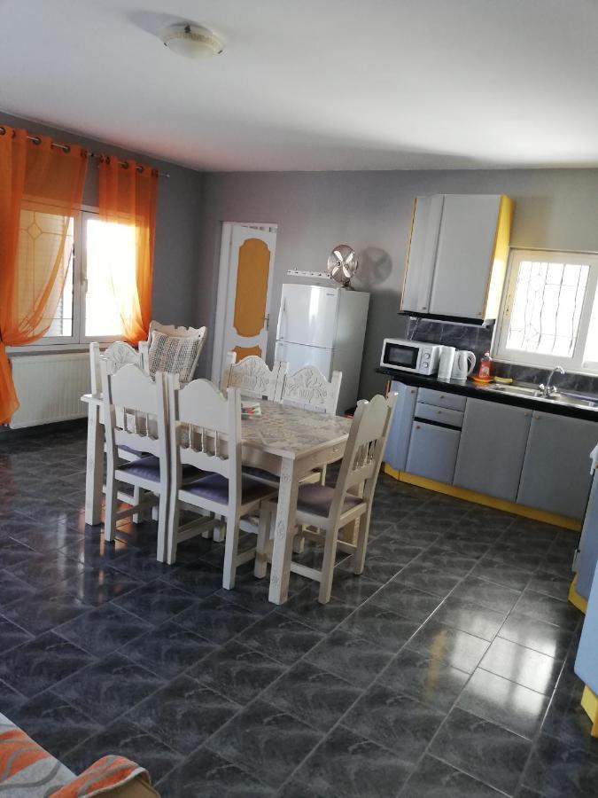 Seven Seas Apartments Artemida  Exterior foto